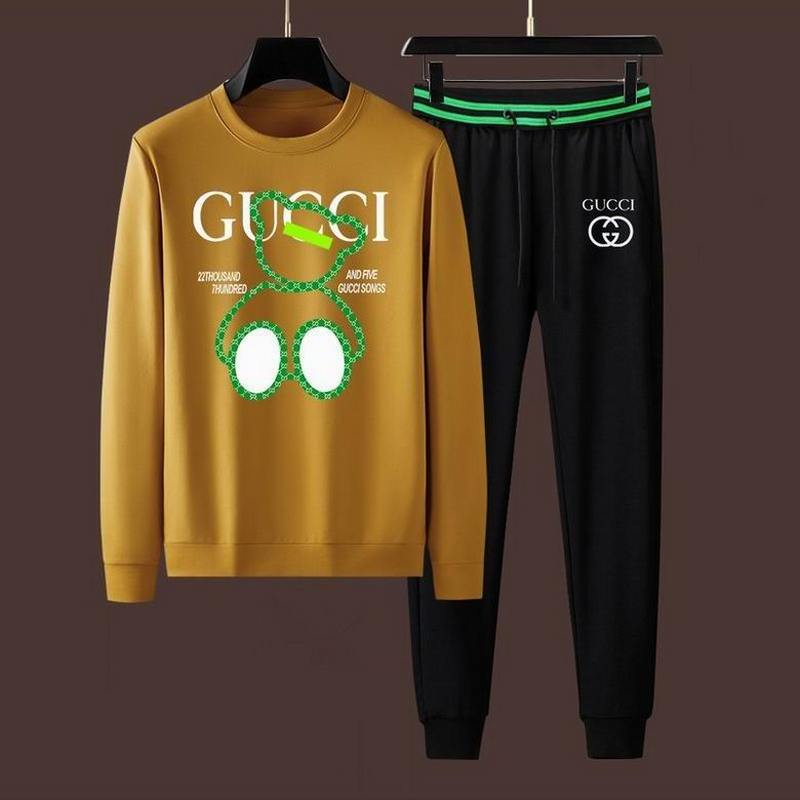 Gucci Men's Suits 377